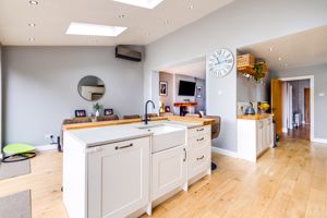 Photo 42- click for photo gallery